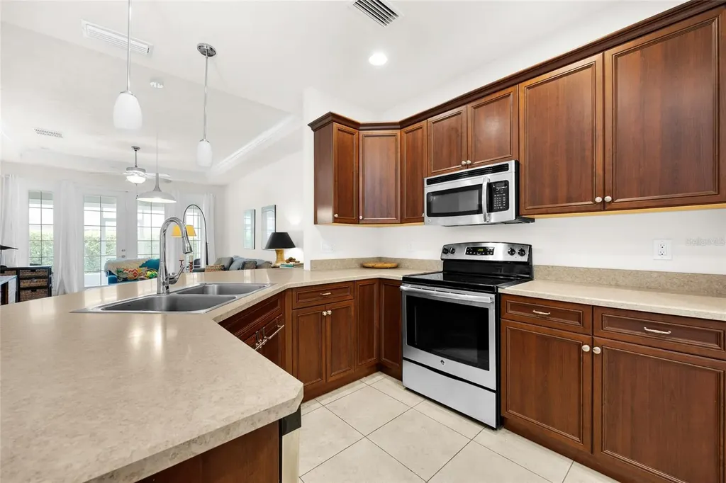 12656 NW 11th Place Newberry FL 32669