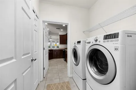 12656 NW 11th Place Newberry FL 32669