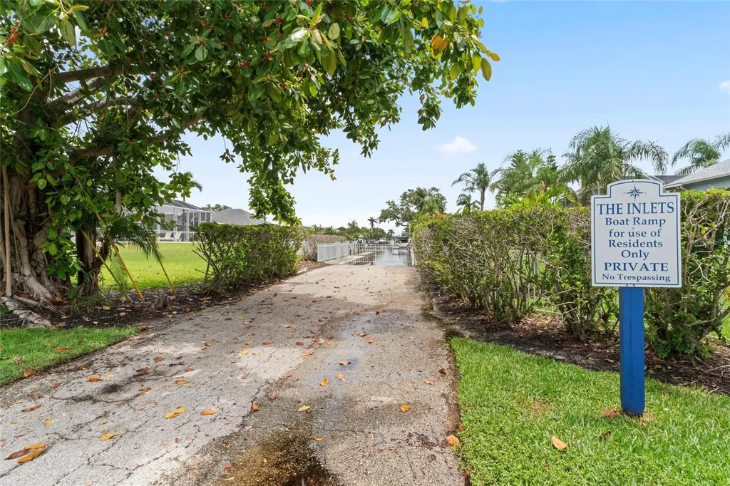 4306 Barracuda Drive Bradenton FL 34208