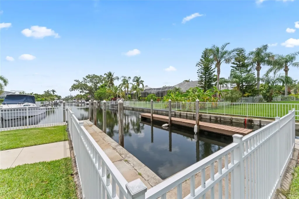 4306 Barracuda Drive Bradenton FL 34208