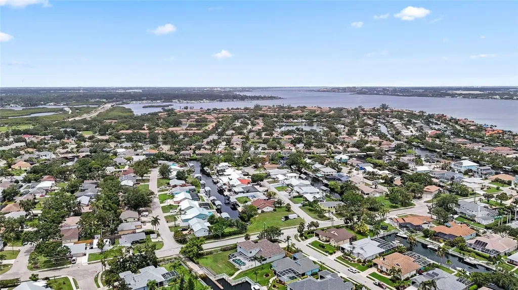 4306 Barracuda Drive Bradenton FL 34208