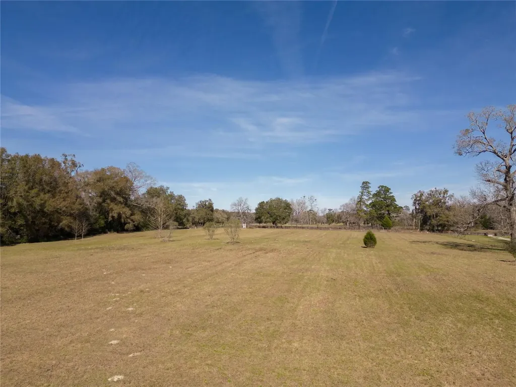 18040 NW 258th Street High Springs FL 32643