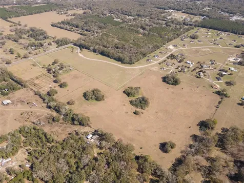 18040 NW 258th Street High Springs FL 32643