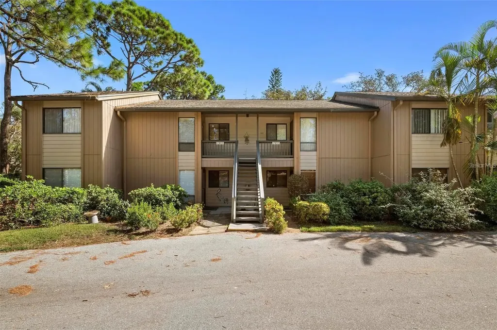 1707 Pelican Cove Road Sarasota FL 34231