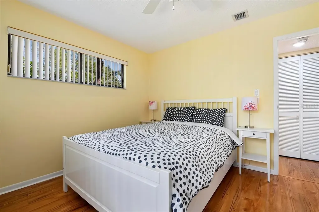 1707 Pelican Cove Road Sarasota FL 34231