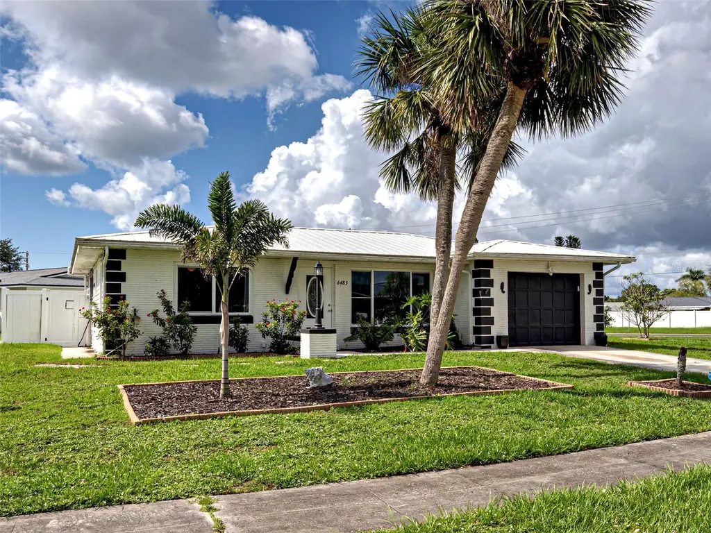 6483 Fabian Road North Port FL 34287