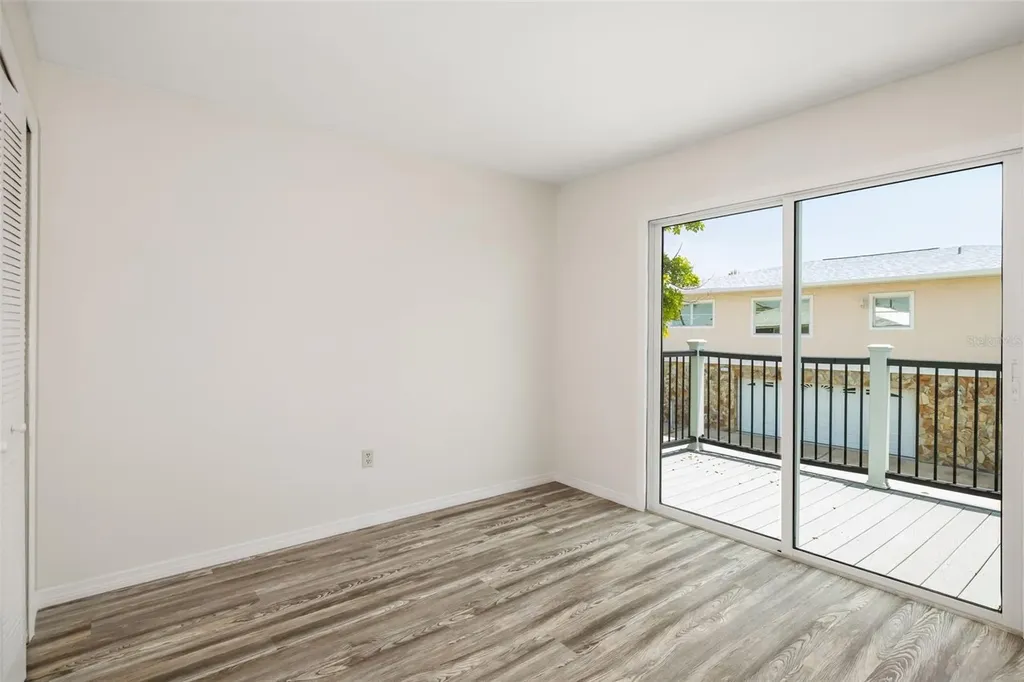 2513 Avenue B Bradenton Beach FL 34217