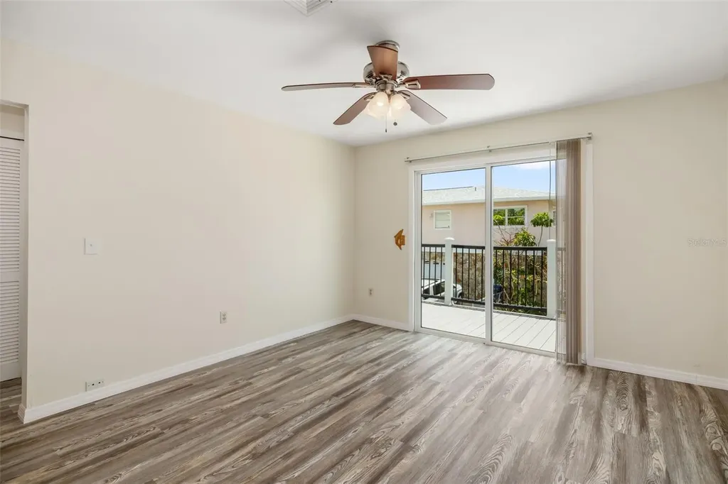 2513 Avenue B Bradenton Beach FL 34217