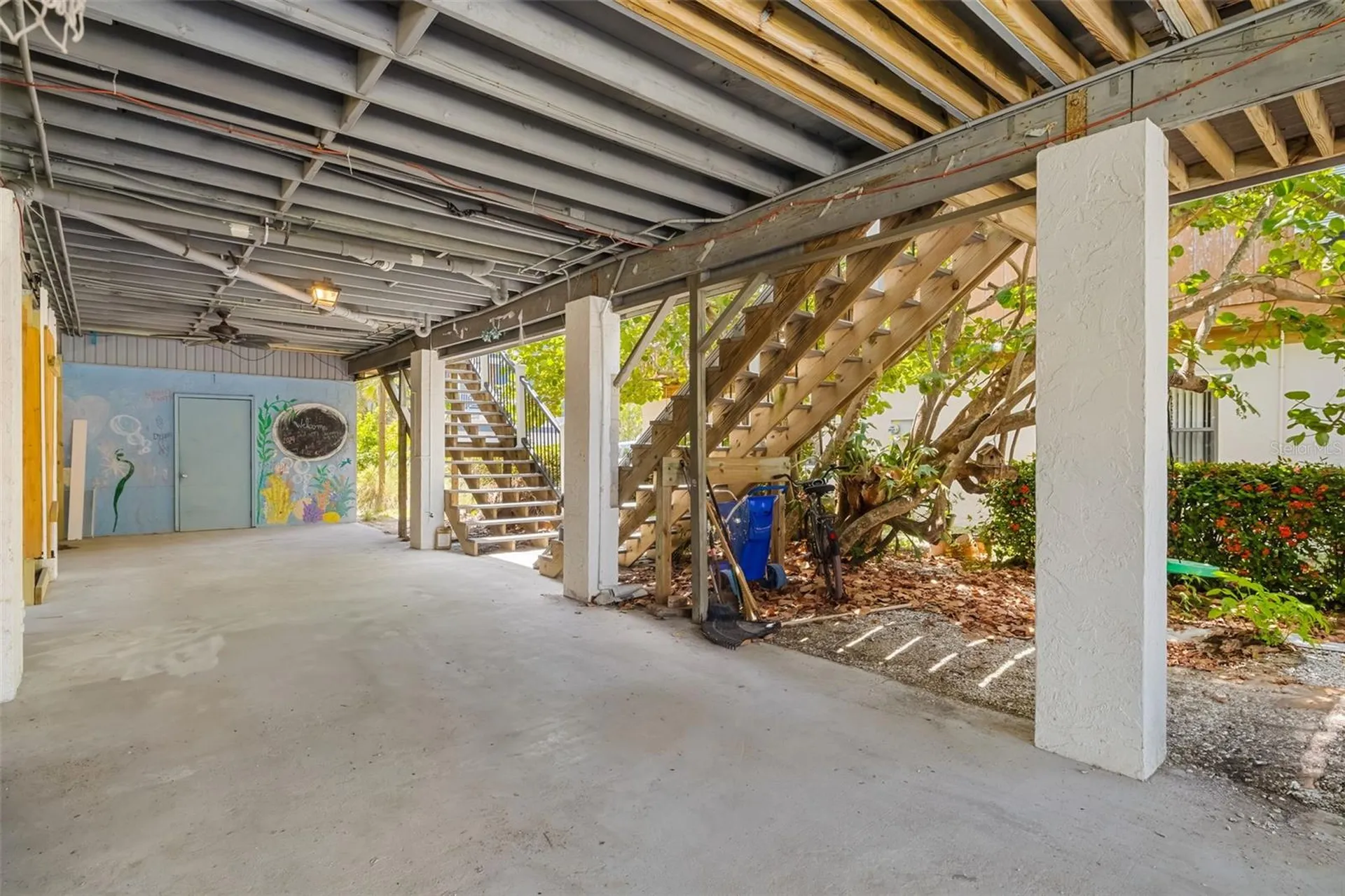 2513 Avenue B Bradenton Beach FL 34217