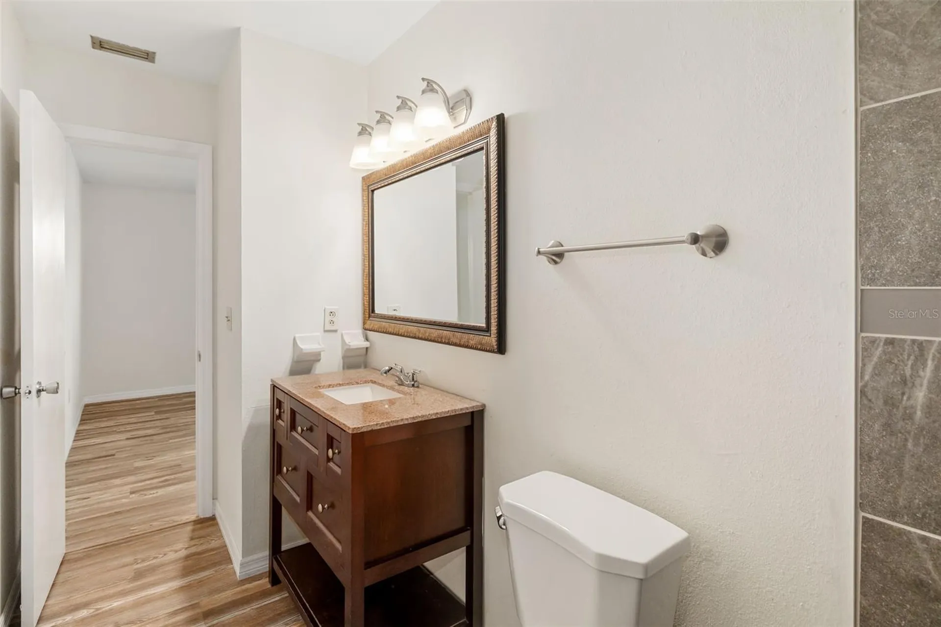 2513 Avenue B Bradenton Beach FL 34217
