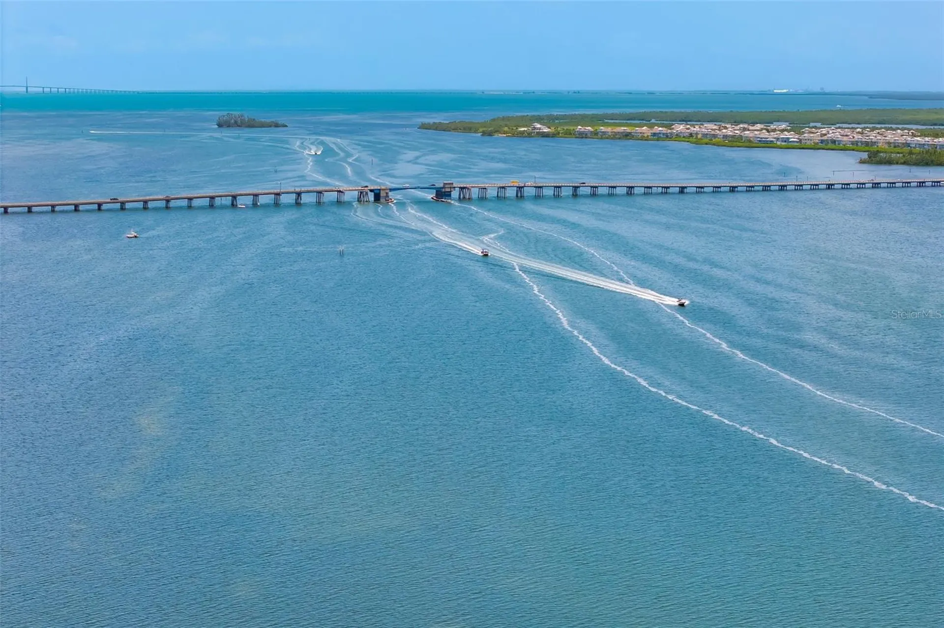 2513 Avenue B Bradenton Beach FL 34217