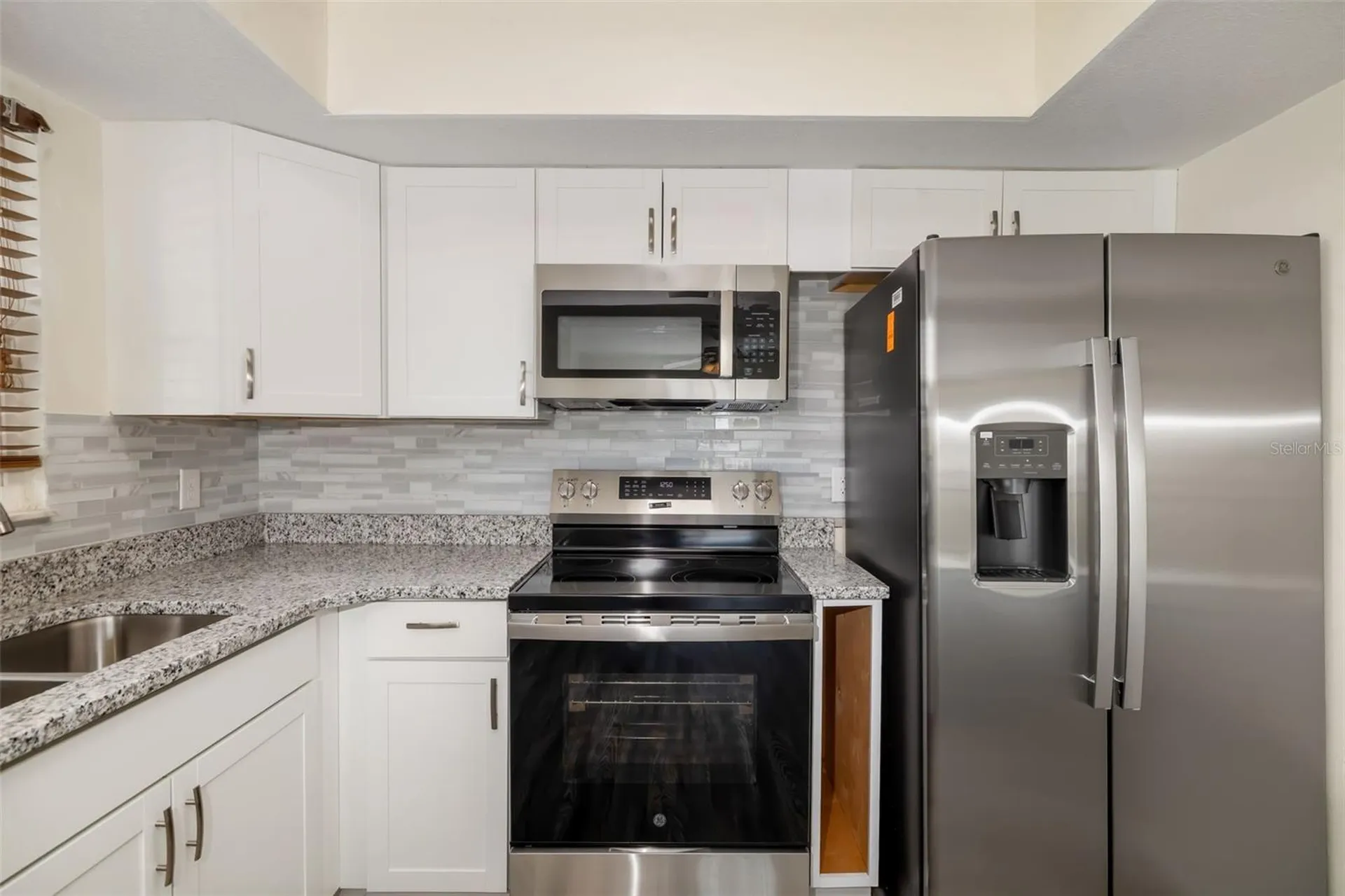 2513 Avenue B Bradenton Beach FL 34217