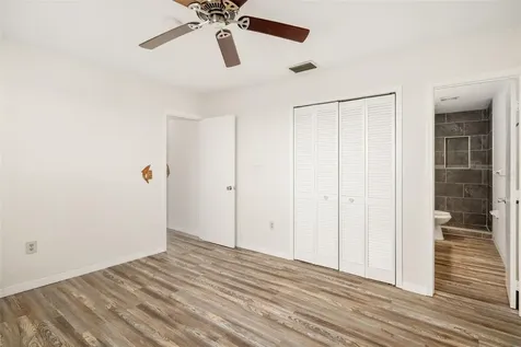 2513 Avenue B Bradenton Beach FL 34217