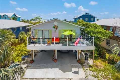 2513 Avenue B Bradenton Beach FL 34217