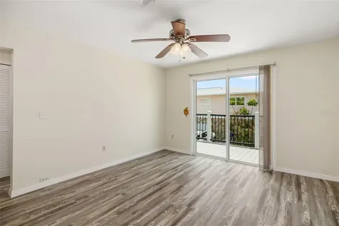 2513 Avenue B Bradenton Beach FL 34217