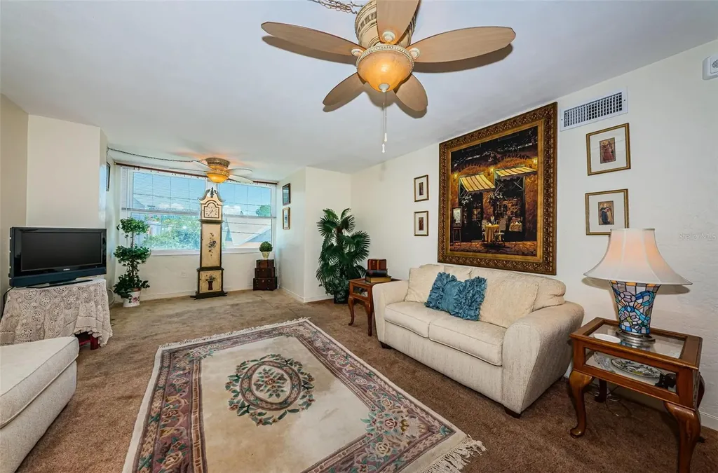 841 4th Avenue N St Petersburg FL 33701
