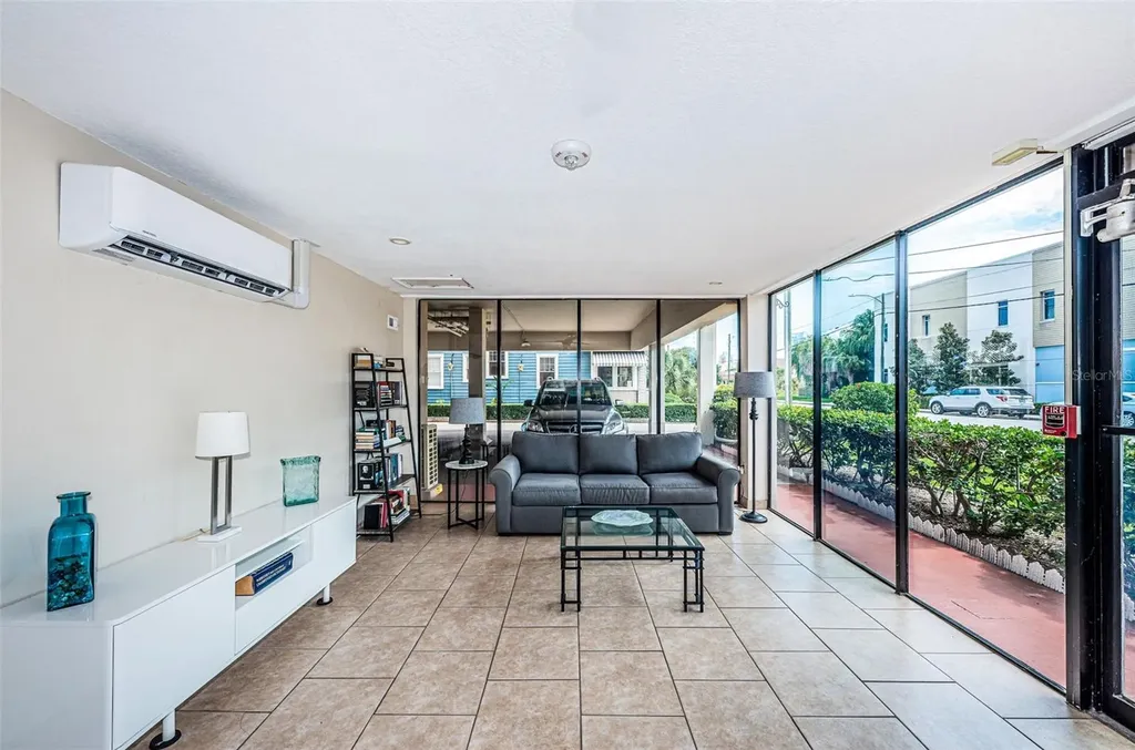 841 4th Avenue N St Petersburg FL 33701