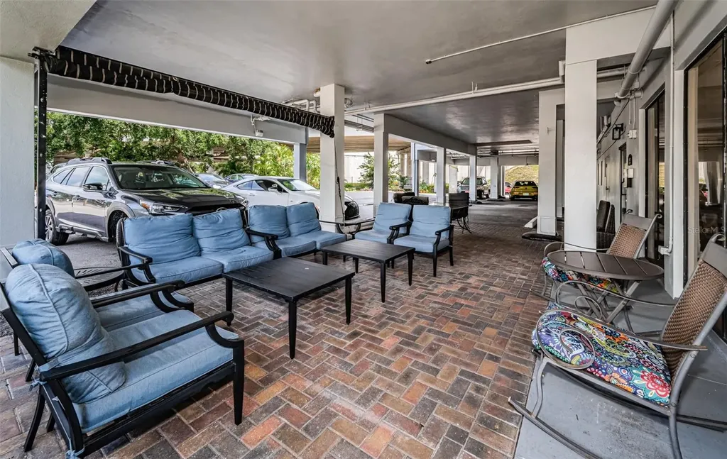 841 4th Avenue N St Petersburg FL 33701