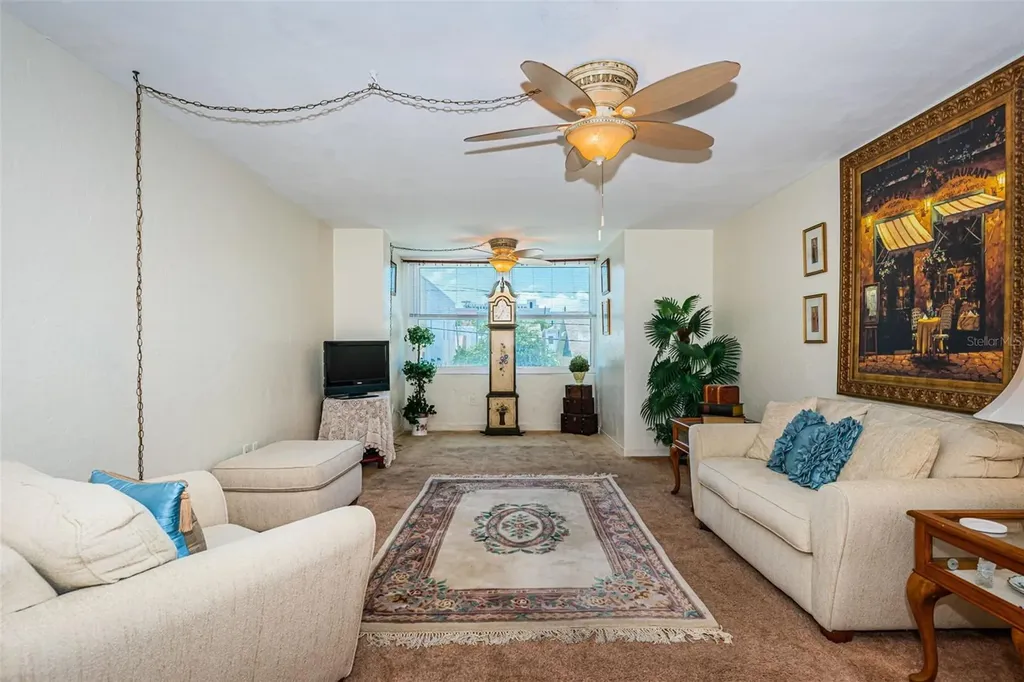 841 4th Avenue N St Petersburg FL 33701