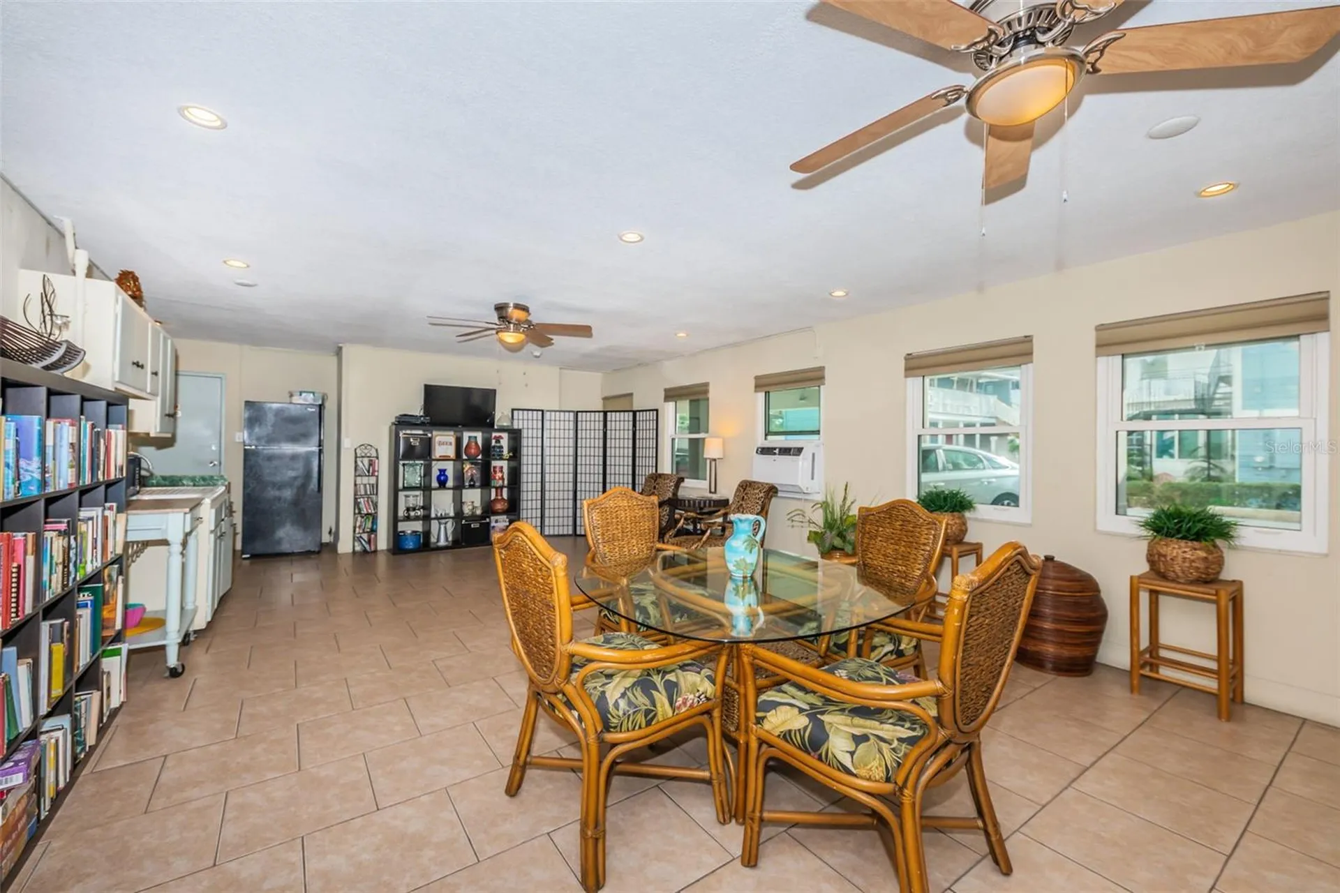 841 4th Avenue N St Petersburg FL 33701