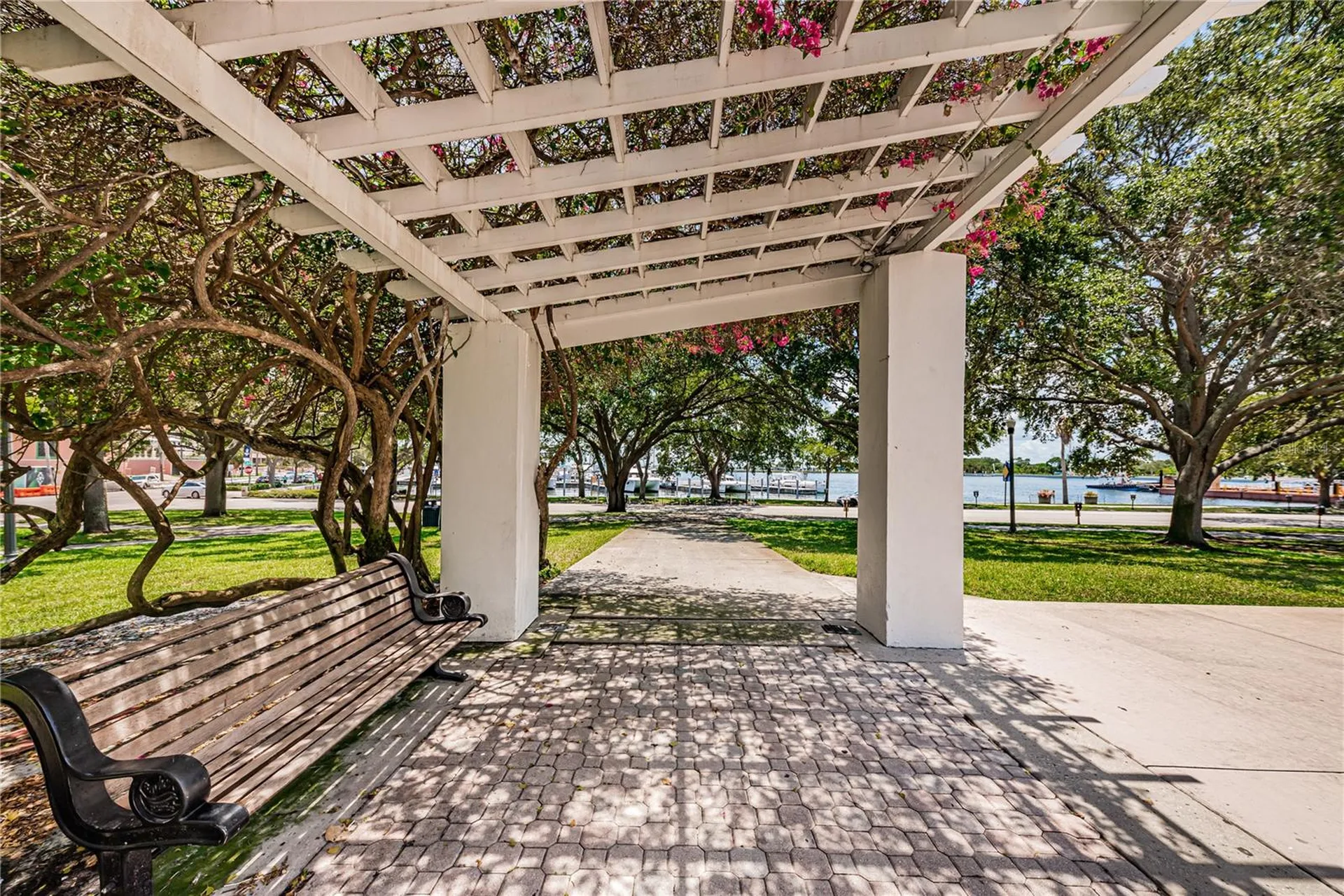 841 4th Avenue N St Petersburg FL 33701