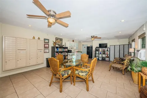 841 4th Avenue N St Petersburg FL 33701