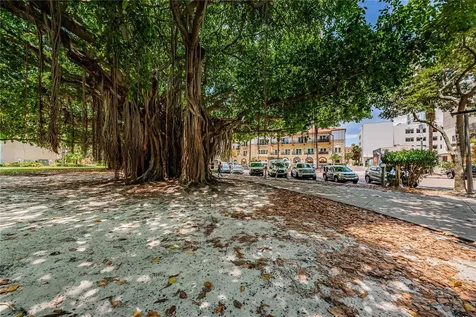 841 4th Avenue N St Petersburg FL 33701