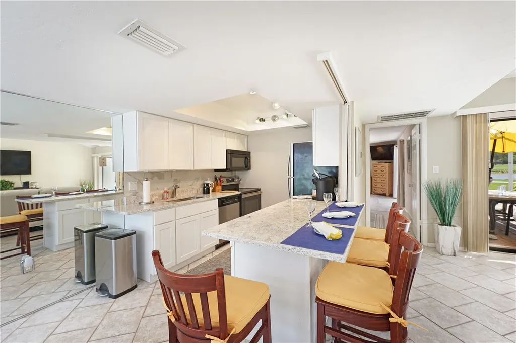 5903 W 43rd Street W. Bradenton FL 34210