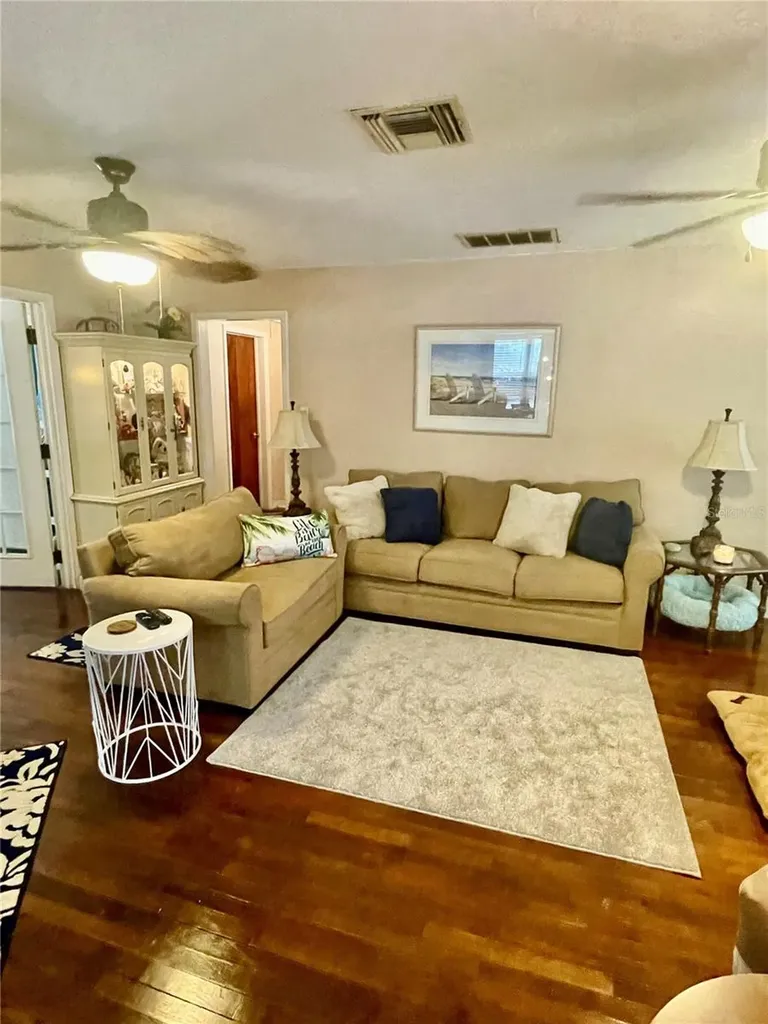 578 3rd Street Daytona Beach FL 32117
