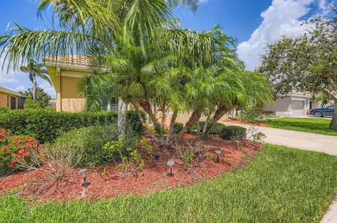 244 Golden Harbour Trail Bradenton FL 34212