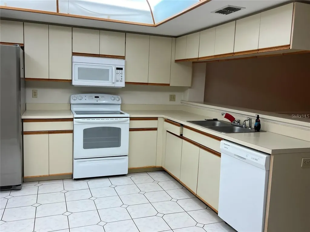 751 Pinellas Bayway S Tierra Verde FL 33715