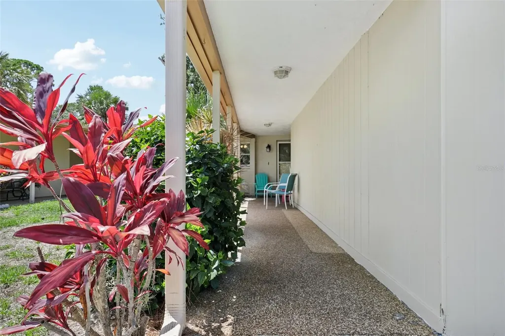 7172 Grey Squirrel Boulevard Sarasota FL 34231