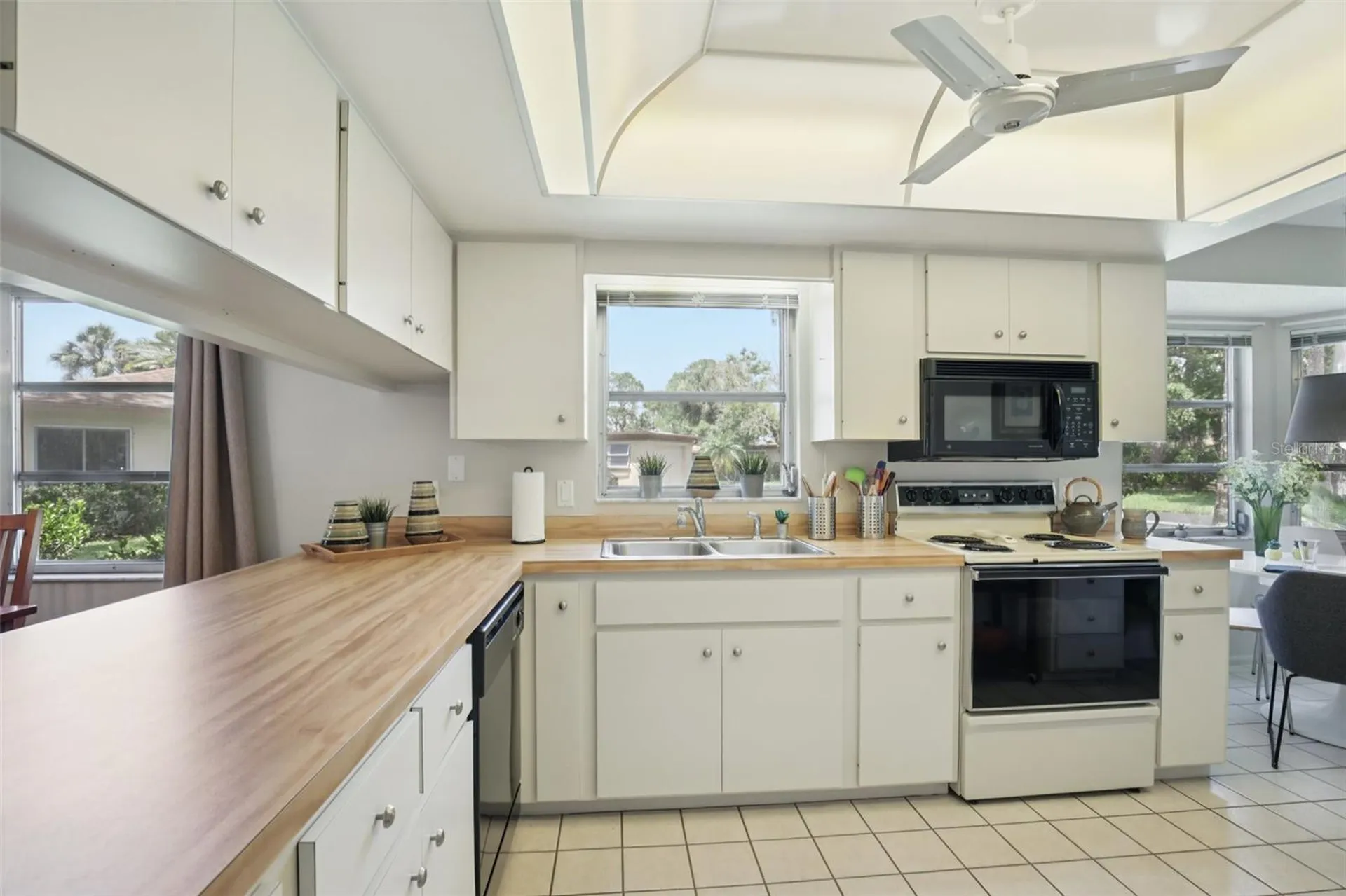 7172 Grey Squirrel Boulevard Sarasota FL 34231
