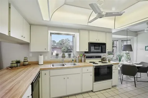 7172 Grey Squirrel Boulevard Sarasota FL 34231