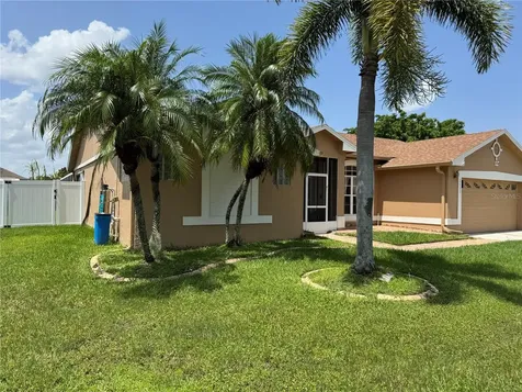 2693 Maxwell Court W Kissimmee FL 34743