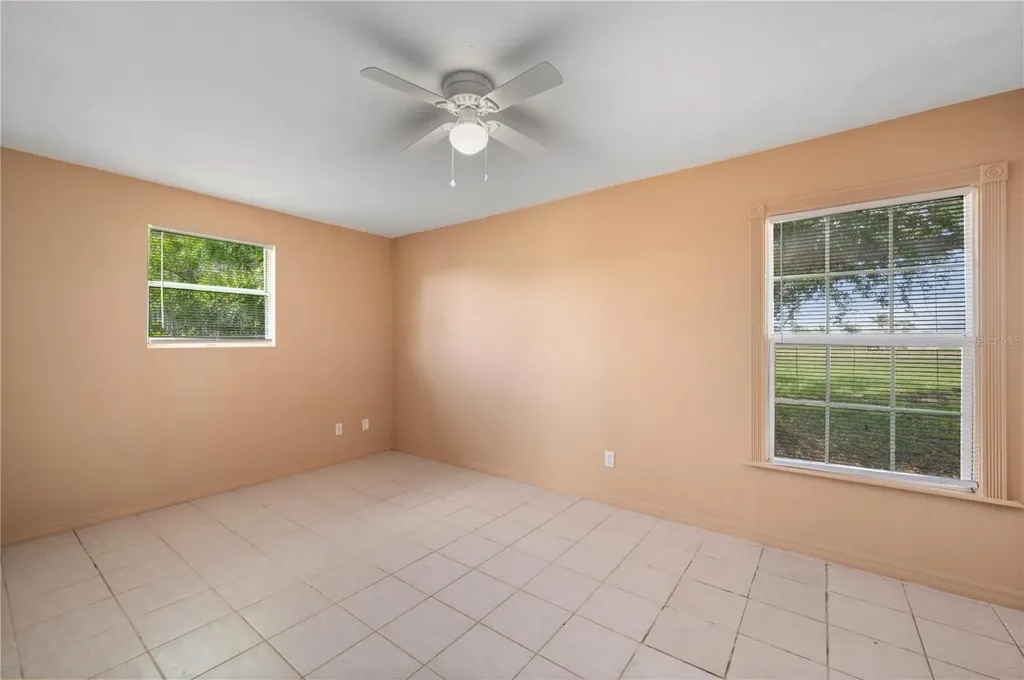 1006 NE 2nd Avenue Cape Coral FL 33909