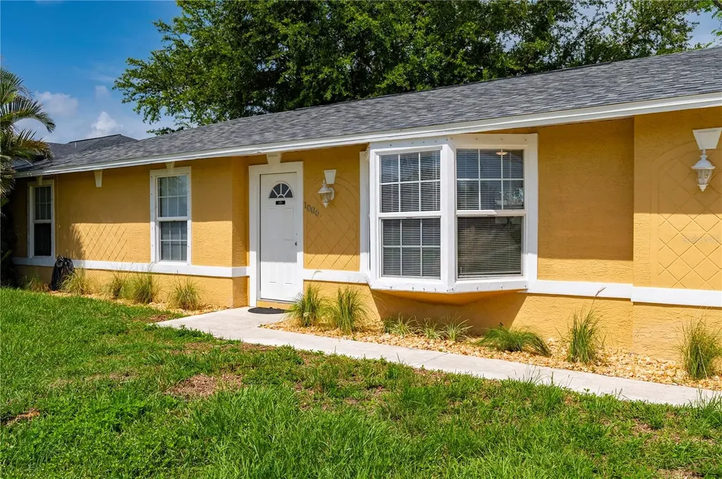 1006 NE 2nd Avenue Cape Coral FL 33909