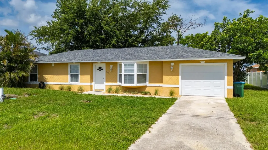 1006 NE 2nd Avenue Cape Coral FL 33909