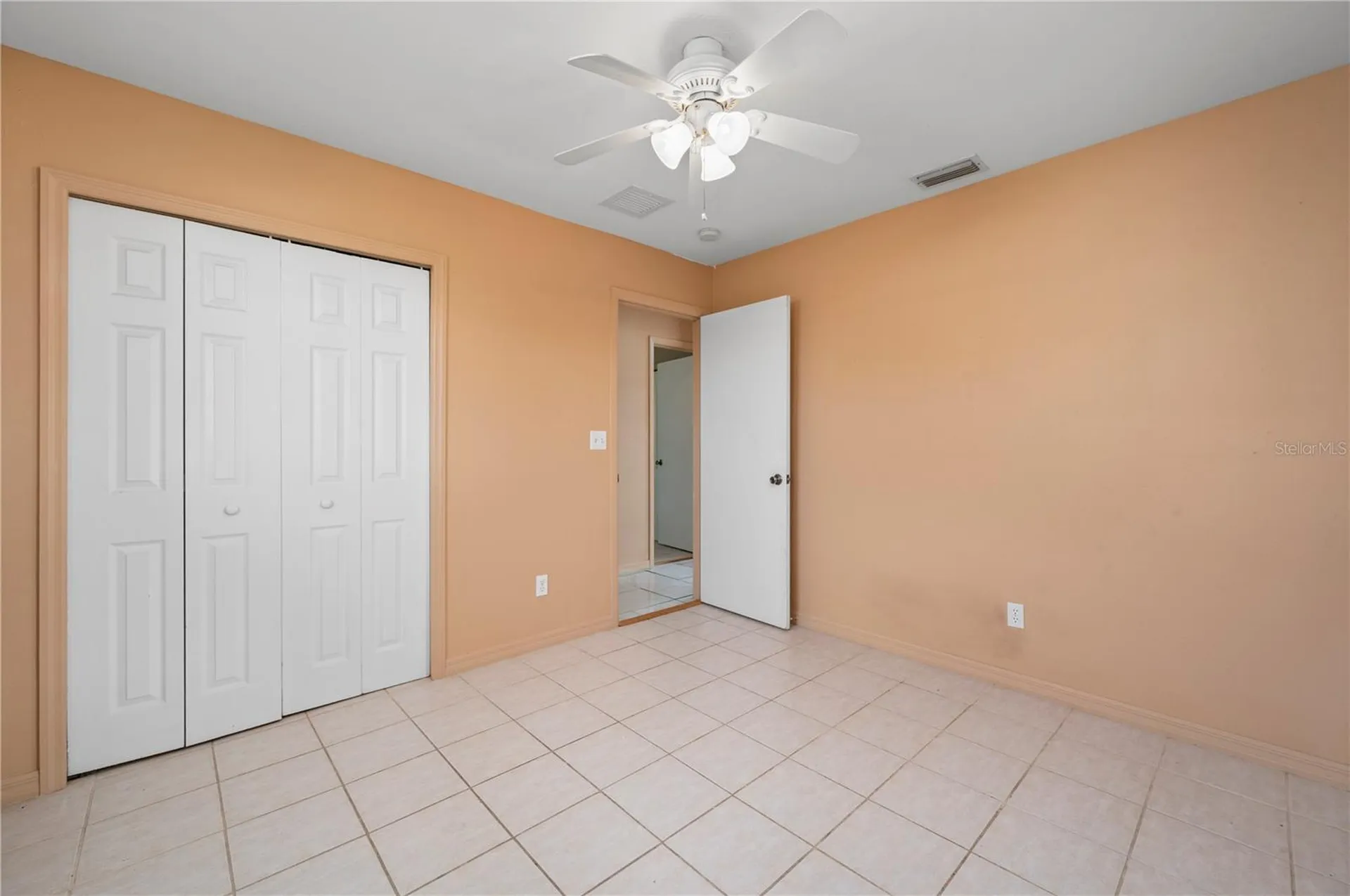 1006 NE 2nd Avenue Cape Coral FL 33909