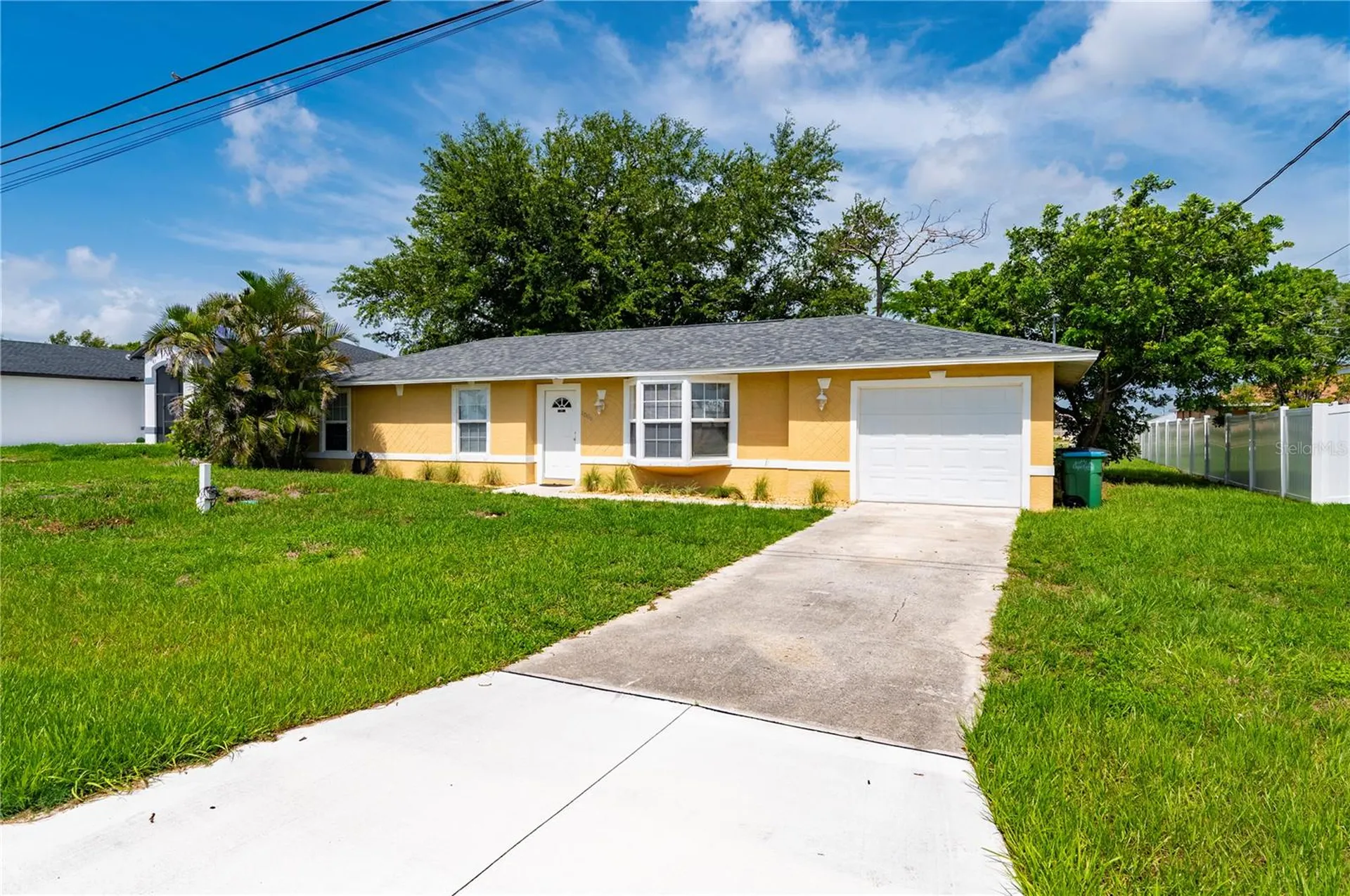 1006 NE 2nd Avenue Cape Coral FL 33909