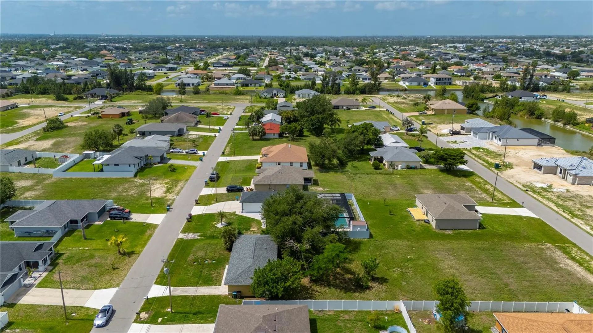 1006 NE 2nd Avenue Cape Coral FL 33909