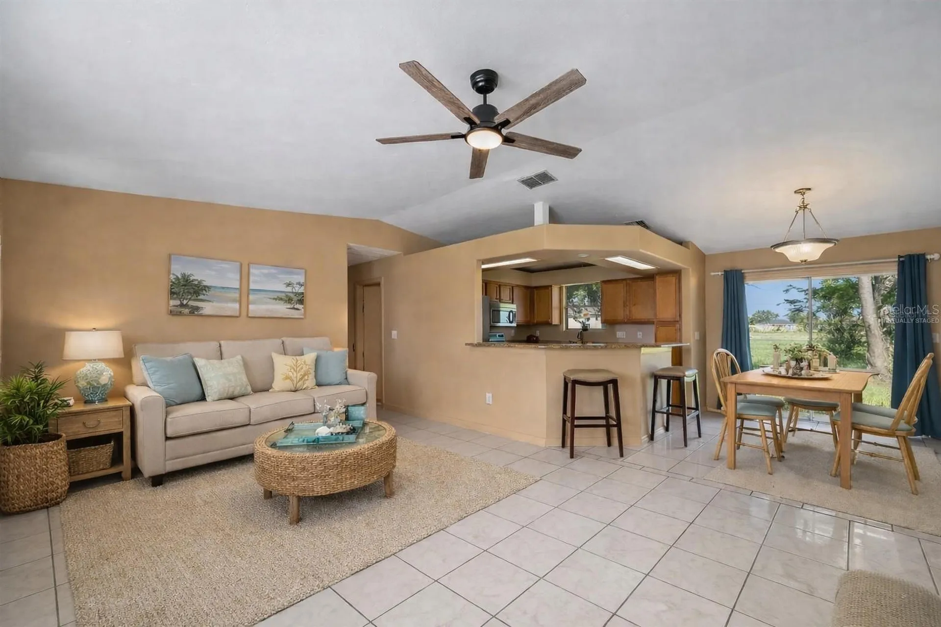 1006 NE 2nd Avenue Cape Coral FL 33909