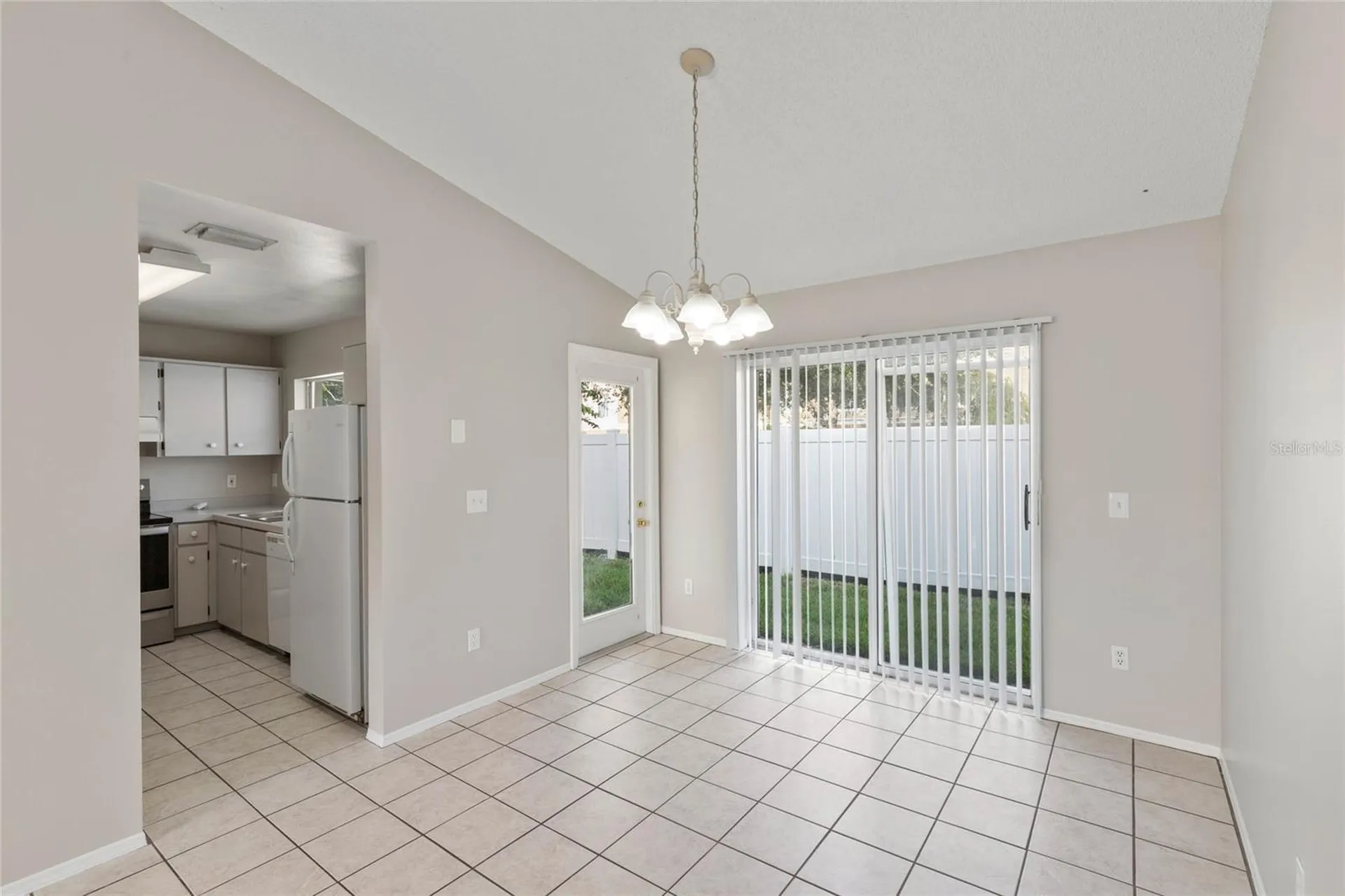 1726 Tropical Court Tavares FL 32778
