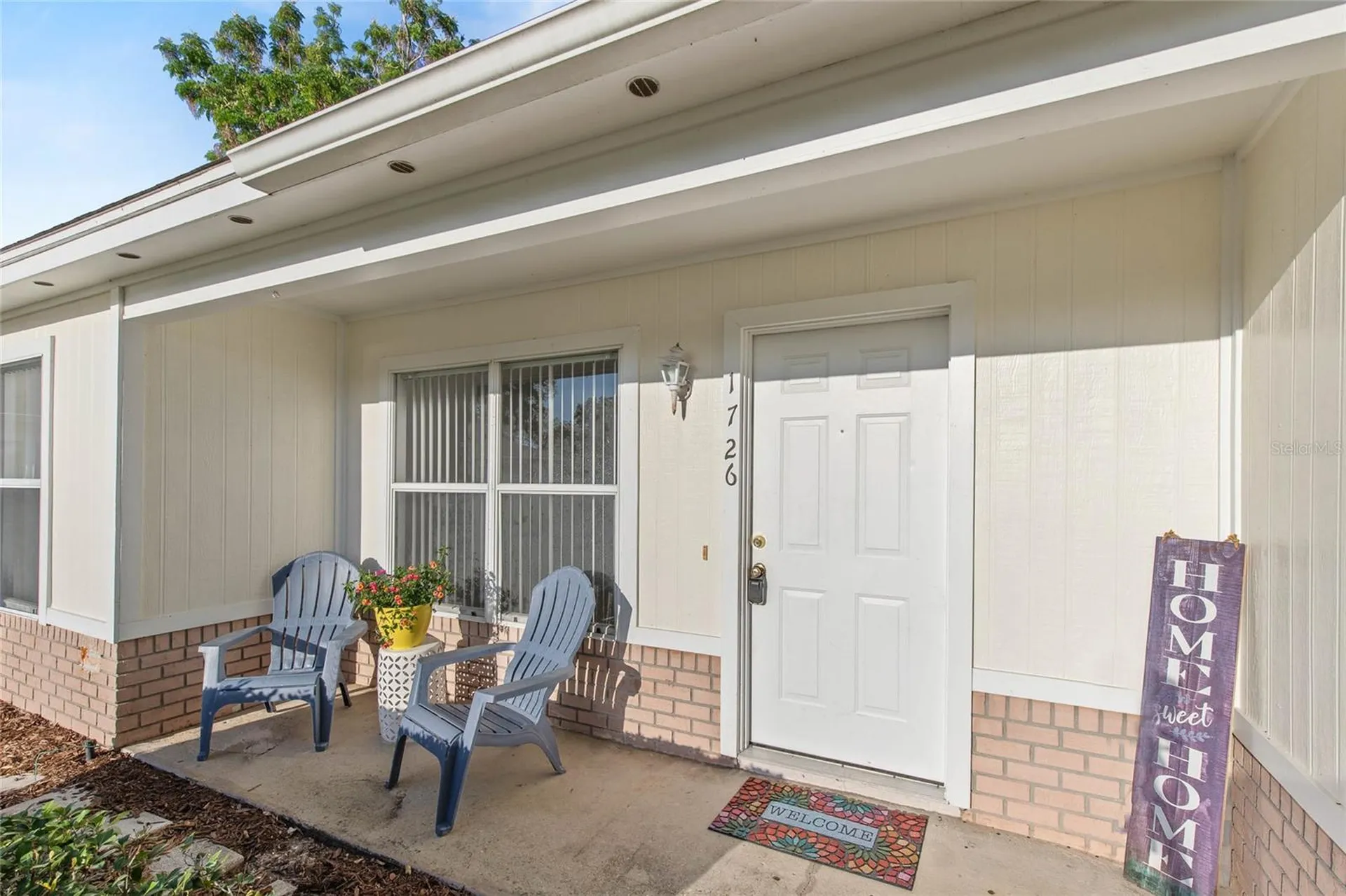 1726 Tropical Court Tavares FL 32778