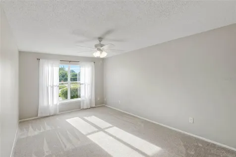 1726 Tropical Court Tavares FL 32778
