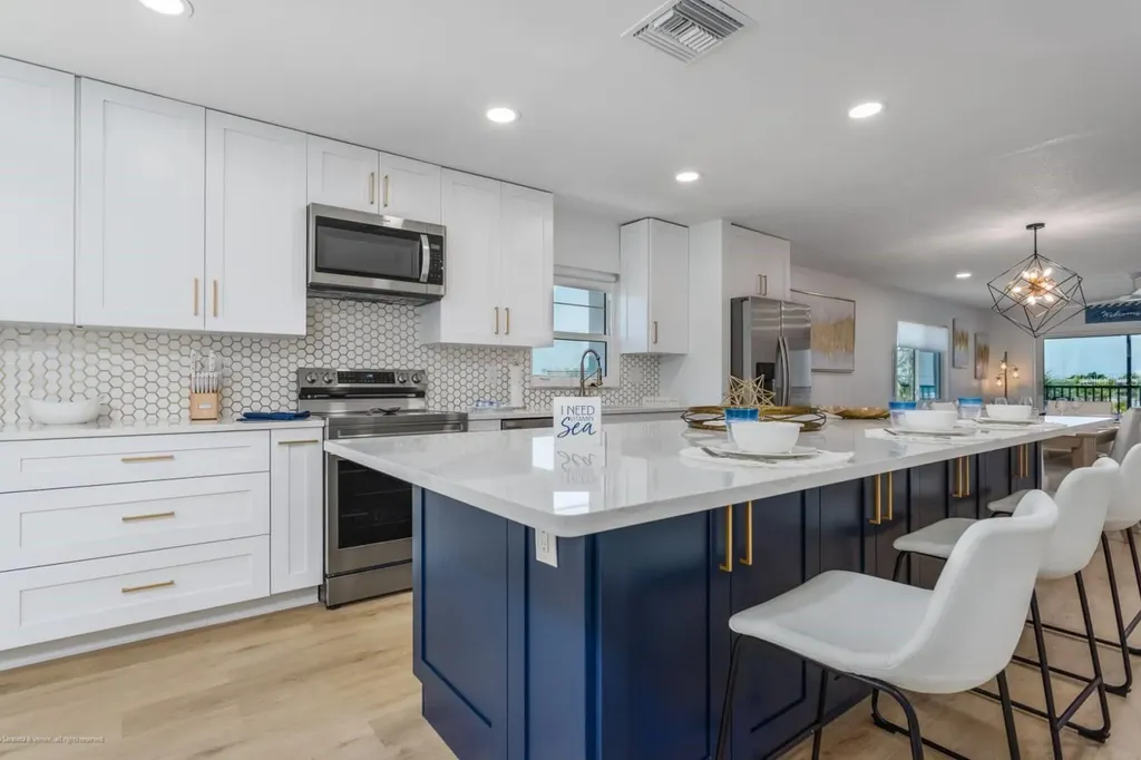 5600 Beach Way Drive Sarasota FL 34242