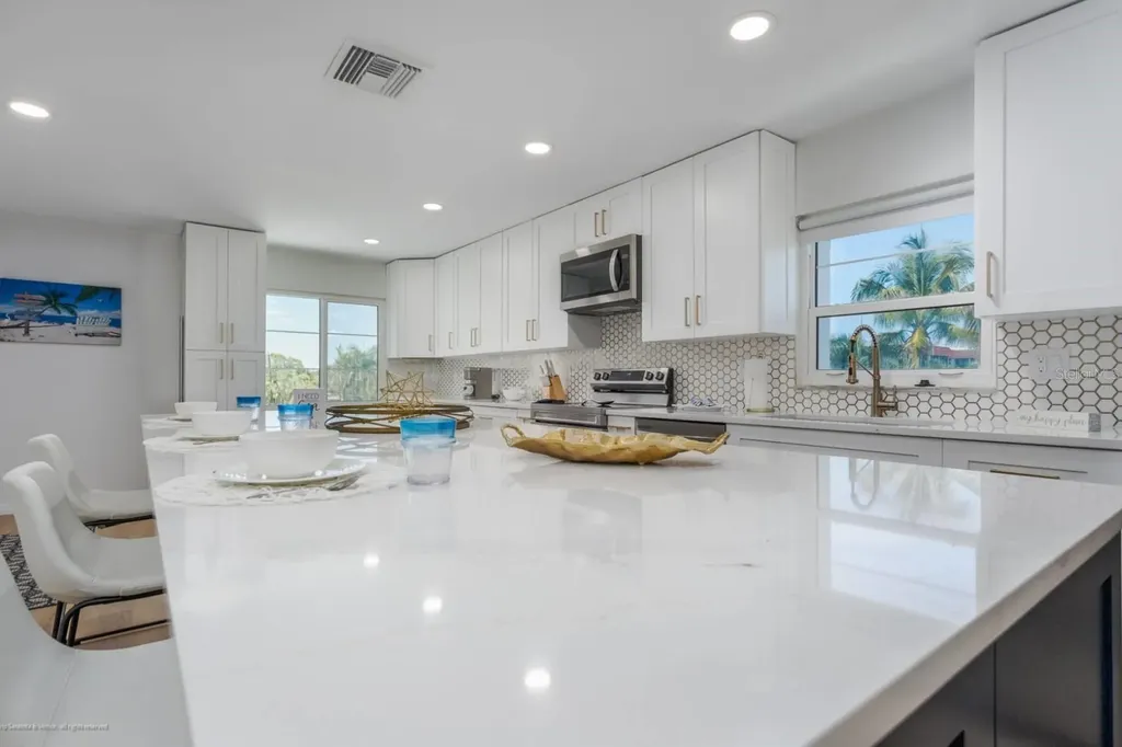 5600 Beach Way Drive Sarasota FL 34242