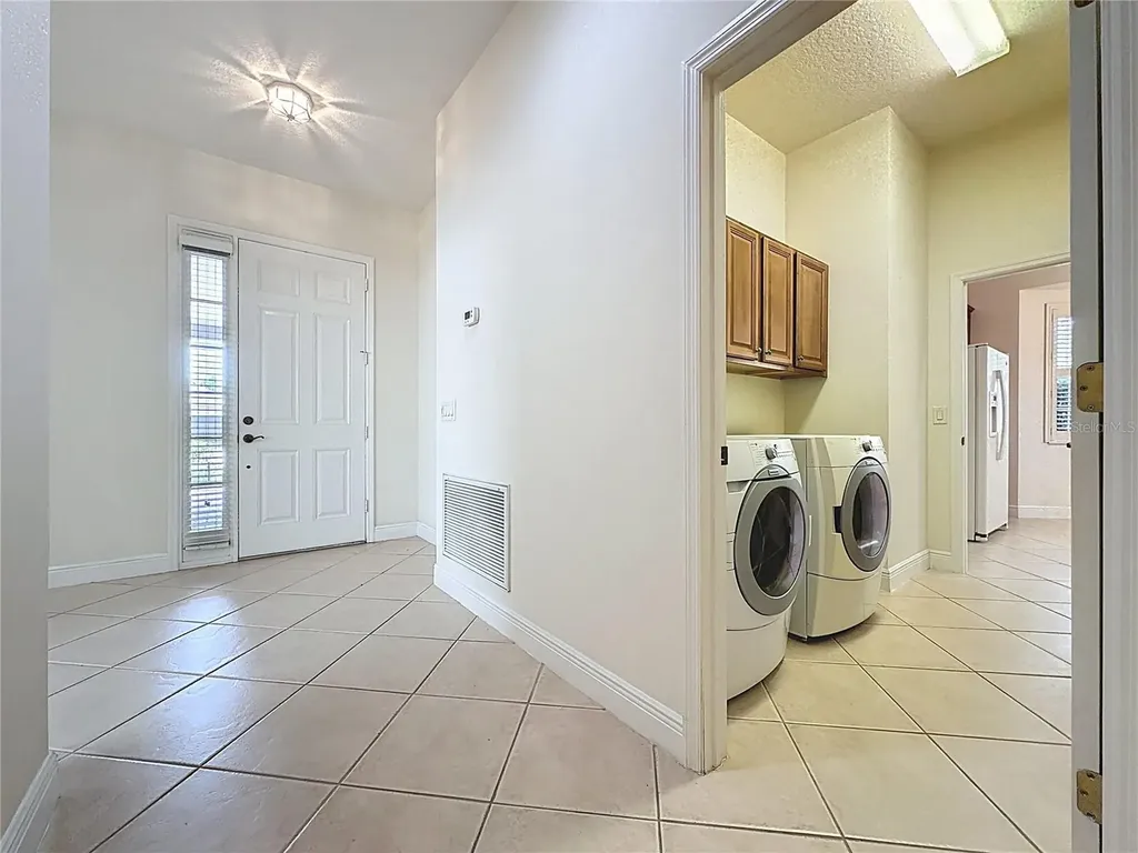 101 Flame Vine Way Groveland FL 34736