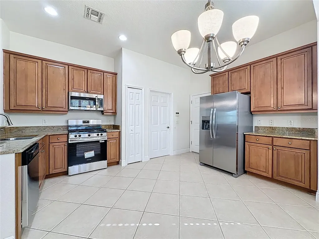101 Flame Vine Way Groveland FL 34736
