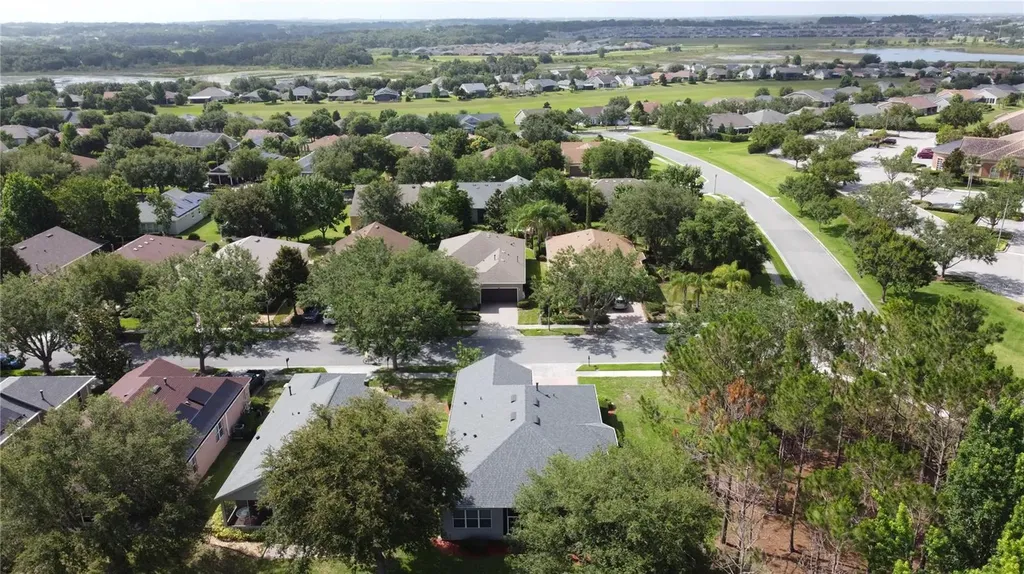 101 Flame Vine Way Groveland FL 34736